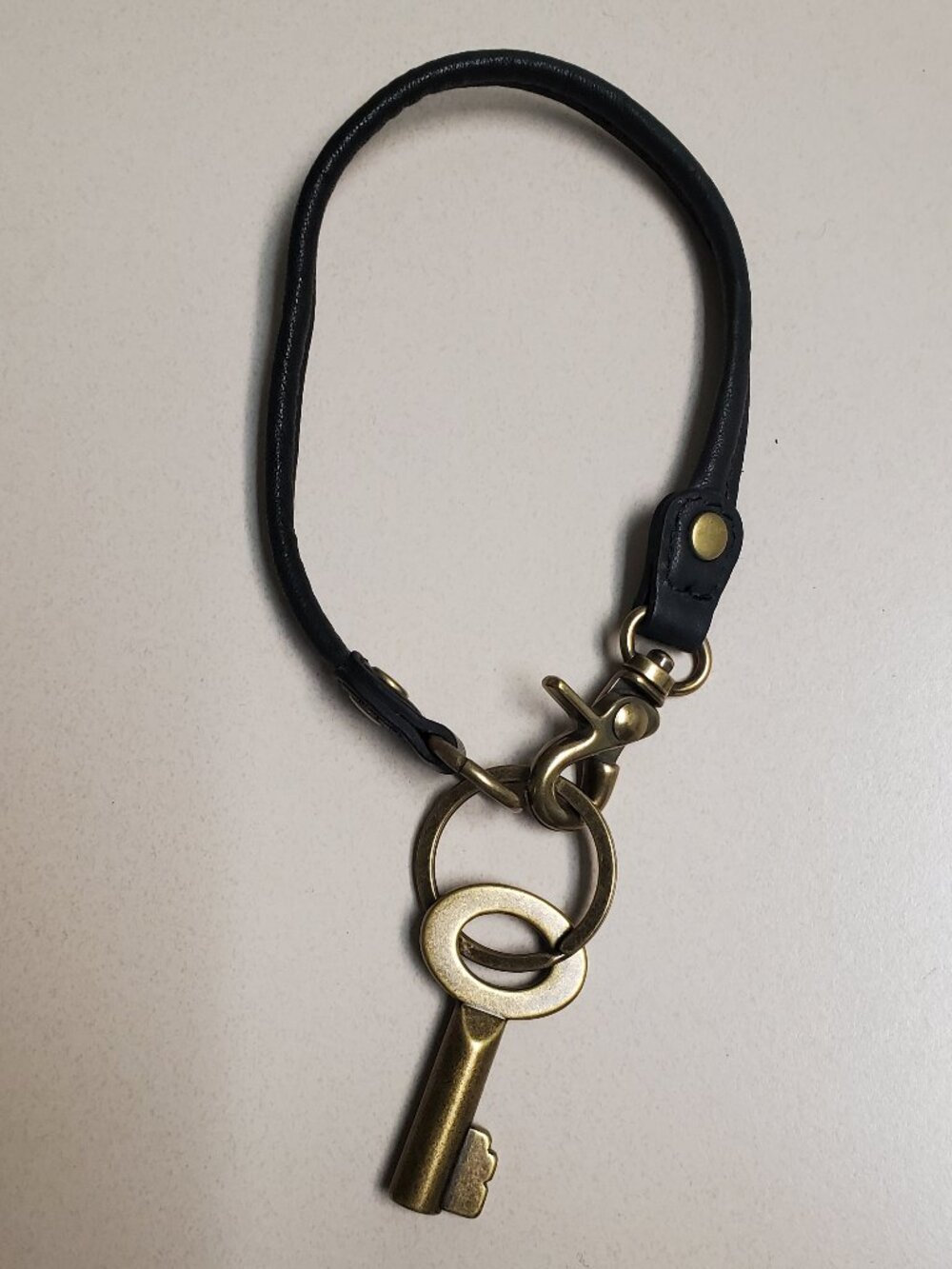 Fossil Replacement Key Purse Charm - Picture 4 of 11